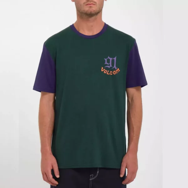 Volcom t-shirt