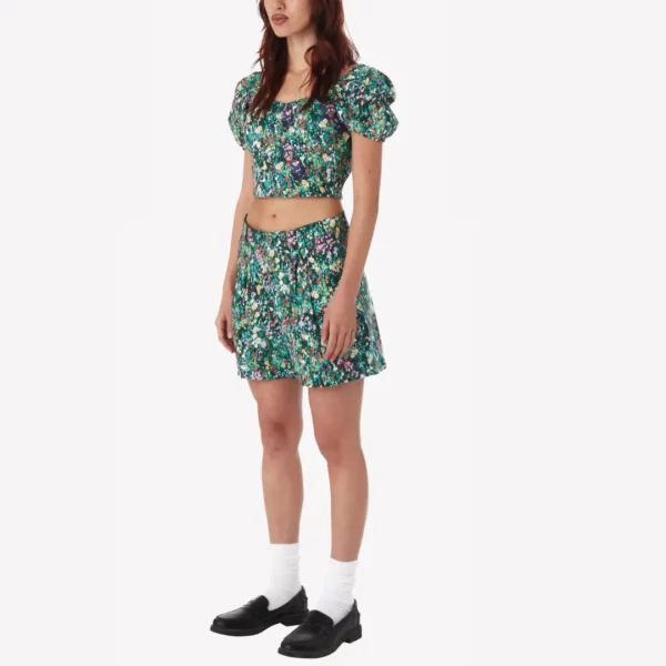 Obey top short